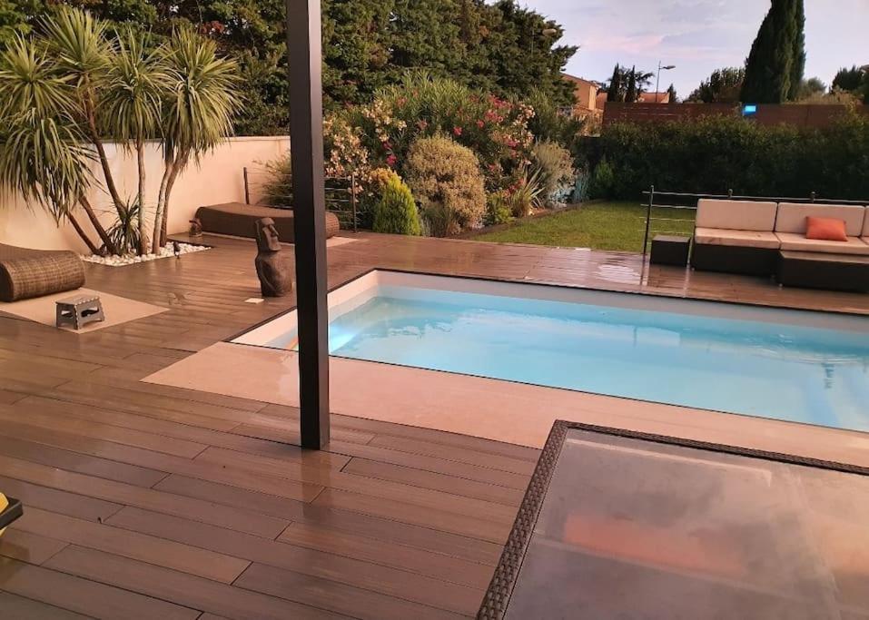 Maison De Vacances Contemporaine Avec Piscine Villa Vedène Kültér fotó
